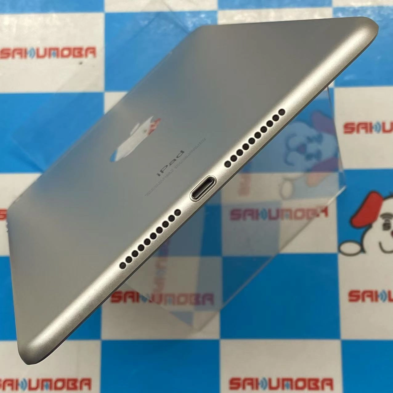 iPad mini 第5世代 Wi-Fi+Cellular モデル 64GB シルバー MUX62J/A docomo版SIMフリー 極美品