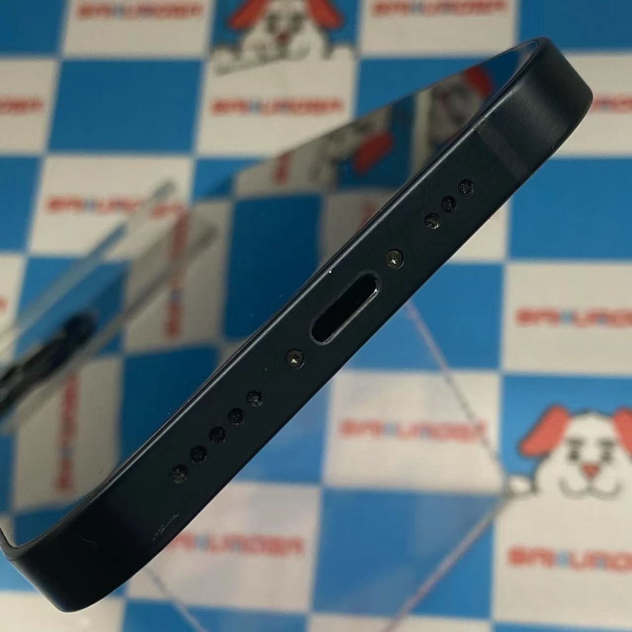 iPhone13 128GB ミッドナイト MLNC3J/A docomo版SIMフリー  訳あり品