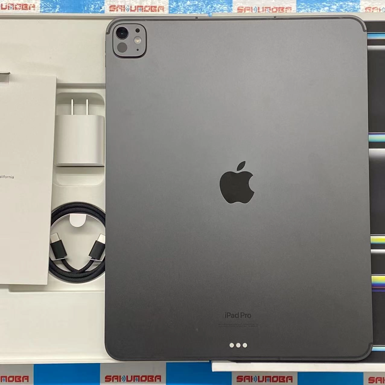 iPad Pro 13インチ 第1世代 Wi-Fi + Cellular Nano-textureディスプレイガラス搭載 1TB スペースブラック MWRY3J/A AU版SIMフリー 新品同様