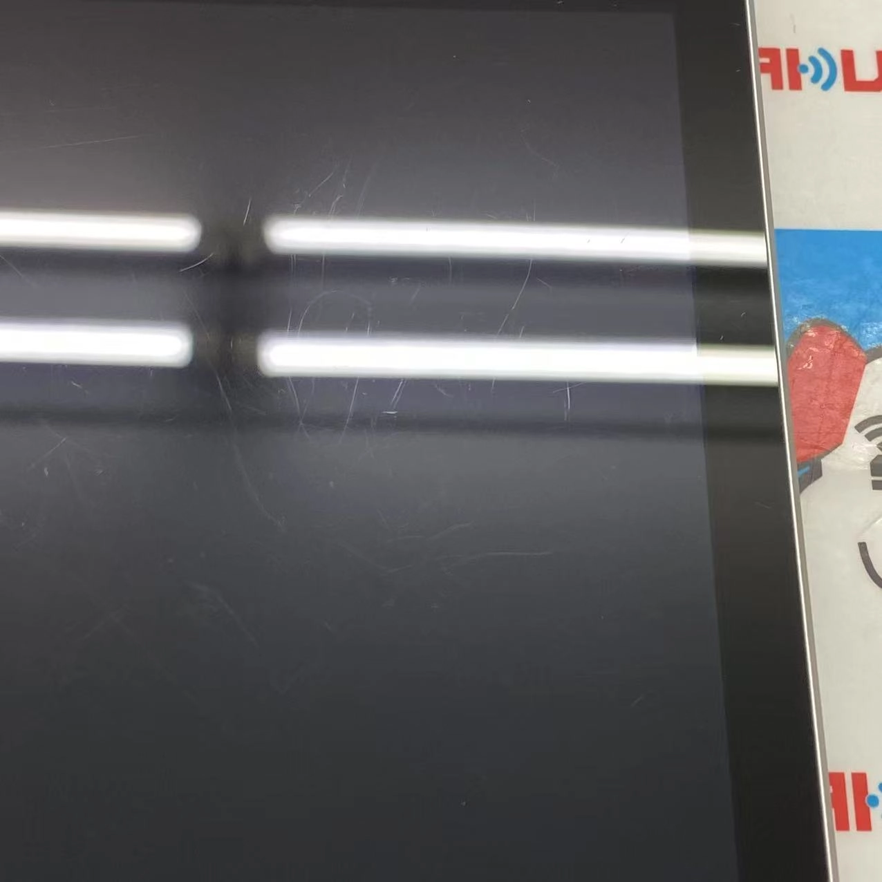 iPad 第9世代 Wi-Fi+Cellularモデル 64GB シルバー MK493J/A SIMロック解除済 docomo