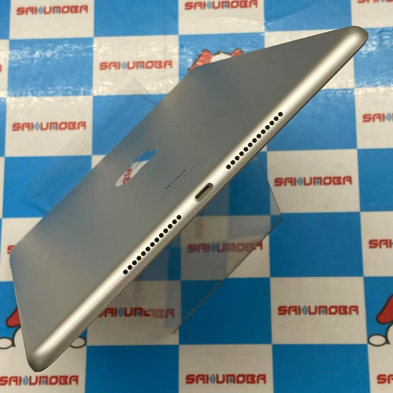 iPad 第9世代 Wi-Fiモデル 64GB シルバー NK2L3J/A 交換未使用品。