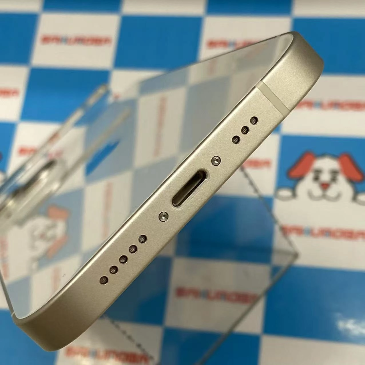 iPhone14 128GB スターライト MPUQ3J/A docomo版SIMフリー　極美品