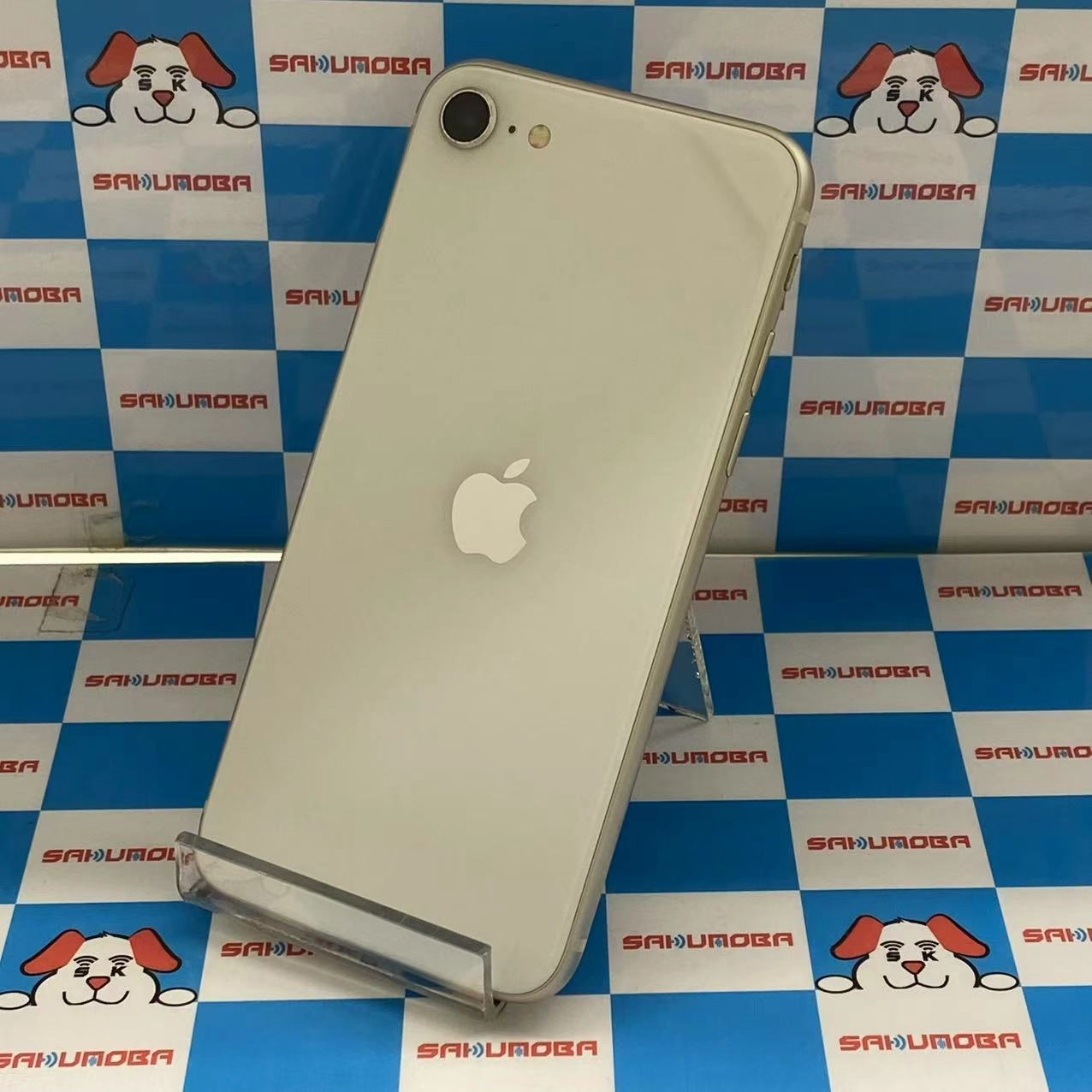 iPhoneSE 第3世代 128GB スターライト MMYG3J/A docomo版SIMフリー