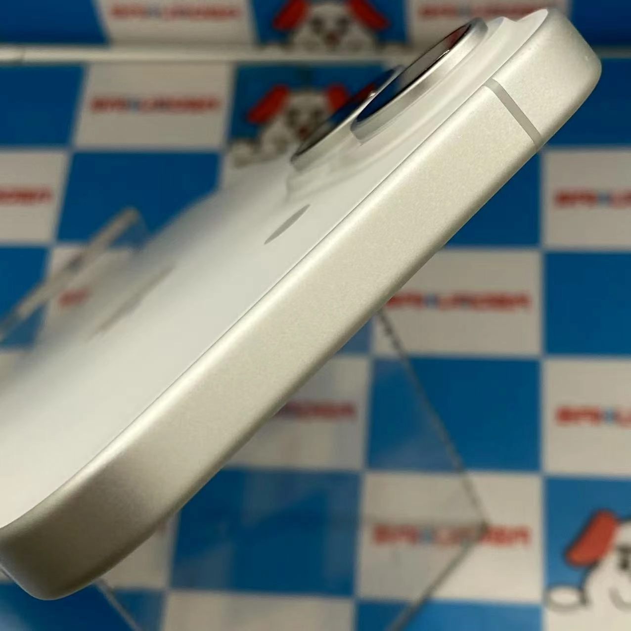 iPhone16 128GB ホワイト MYDR3J/A SoftBank版SIMフリー 極美品