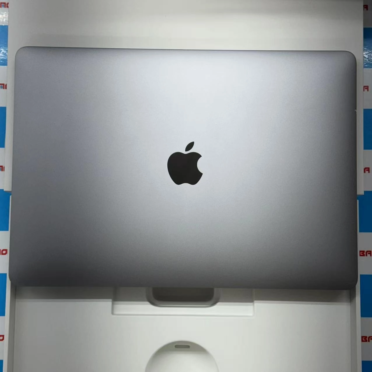 MacBook Air 13インチ Late2020 Apple M1 8GB/256GB 7GPU 8CPU スペースグレイ MGN63J/A