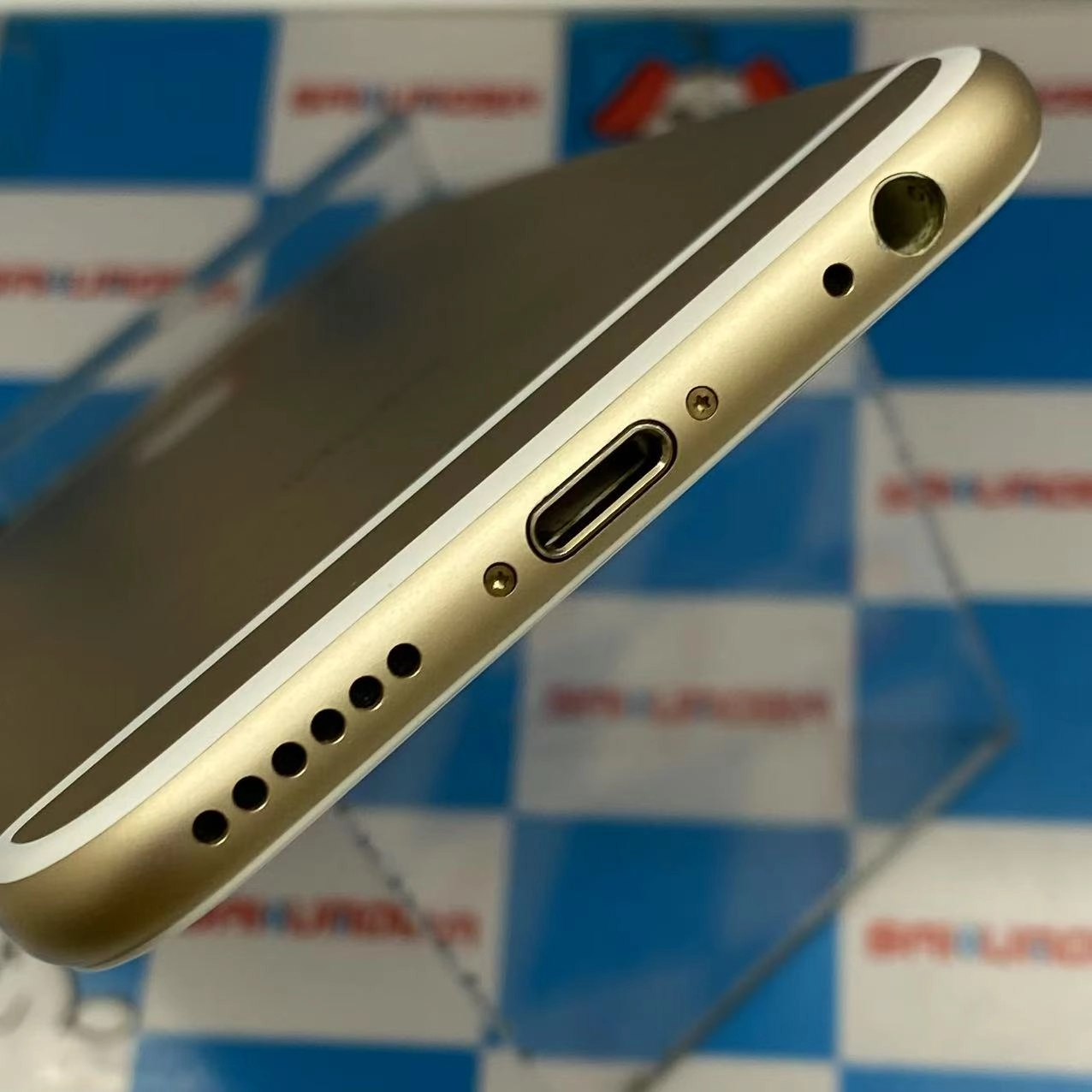 iPhone6 16GB ゴ-ルド MG492J/A au