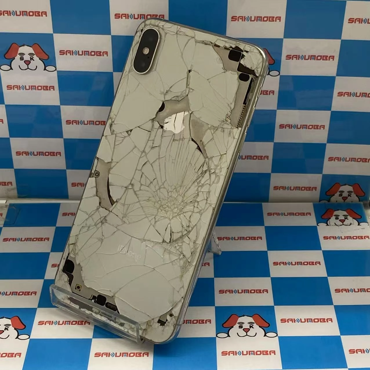 iPhoneXS Max 256GB シルバー MT6V2J/A docomo版SIMフリー ジャンク品