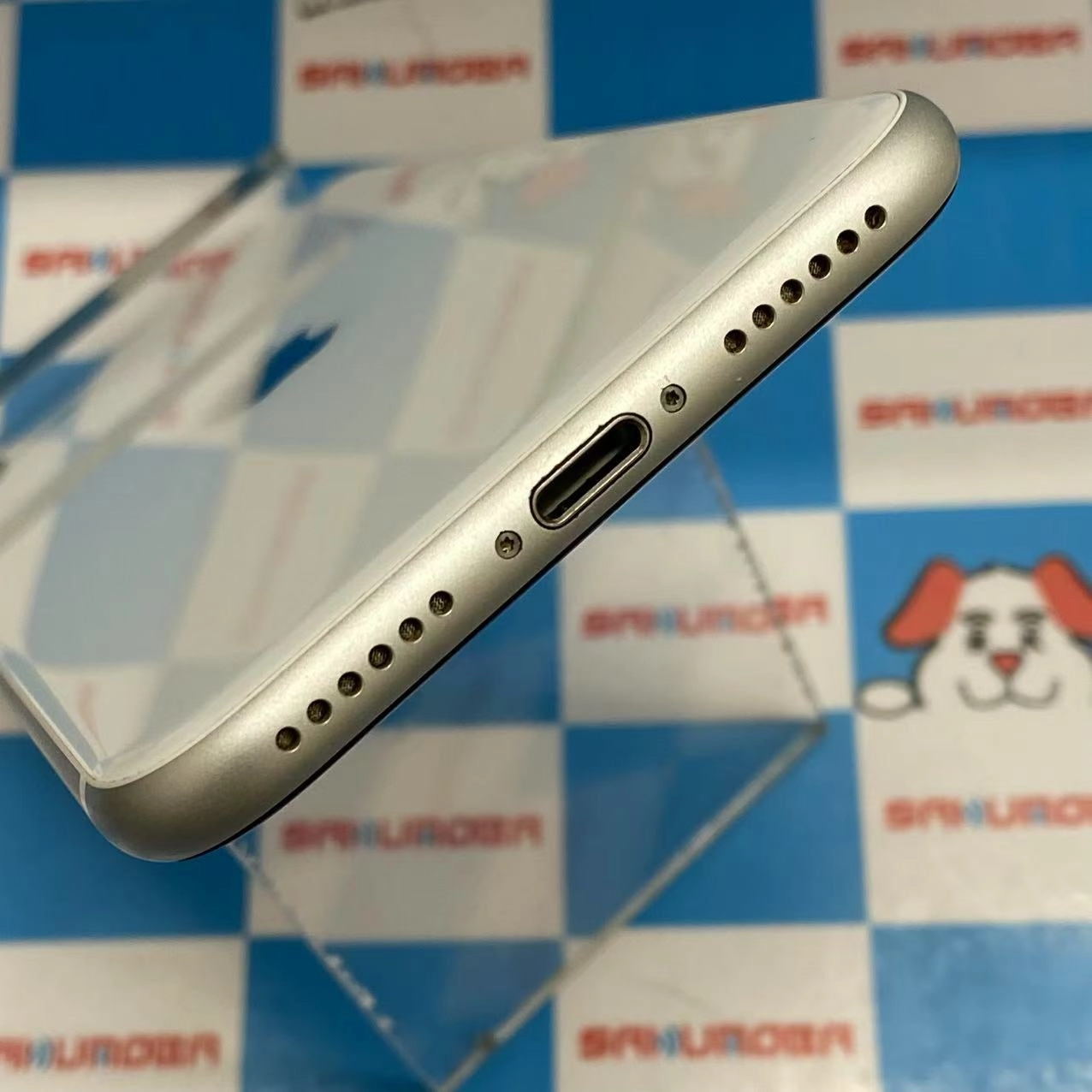 iPhoneSE 第2世代 128GB ホワイト MXD12J/A SIMフリー ジャンク品