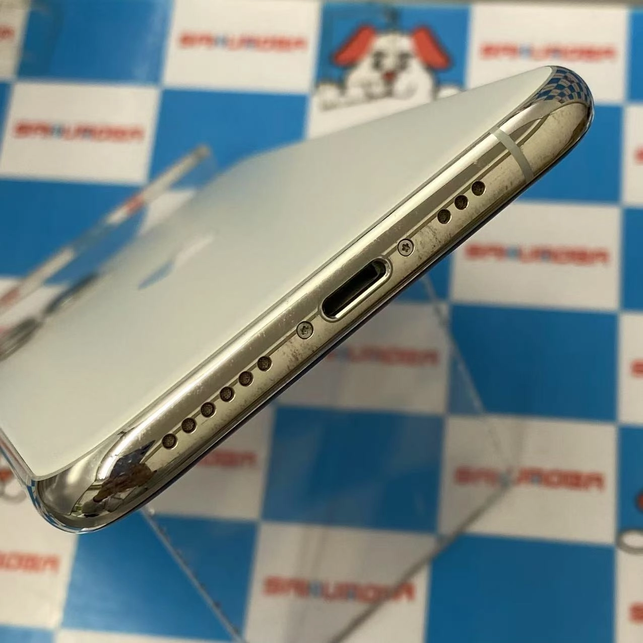 iPhone11 Pro 64GB シルバー MWC32J/A SIMロック解除済 docomo 美品