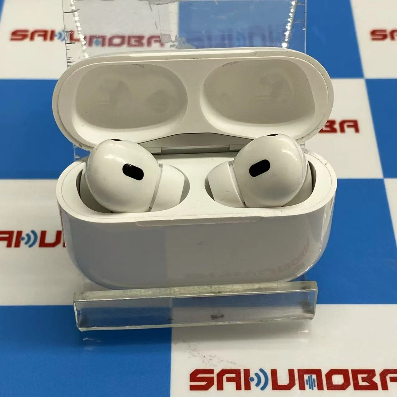 AirPods Pro 第2世代 MagSafe充電ケース(USB-C)付き ホワイト MTJV3J/A