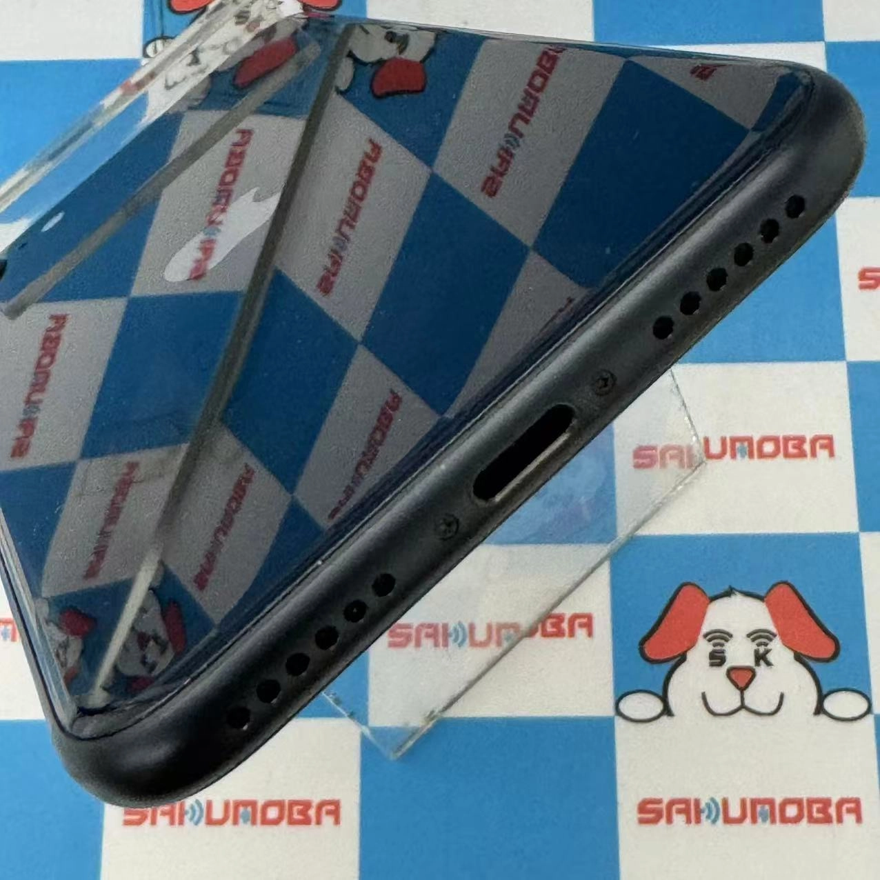 iPhoneSE 第3世代 64GB ミッドナイト MMYC3J/A AU版SIMフリー 極美品