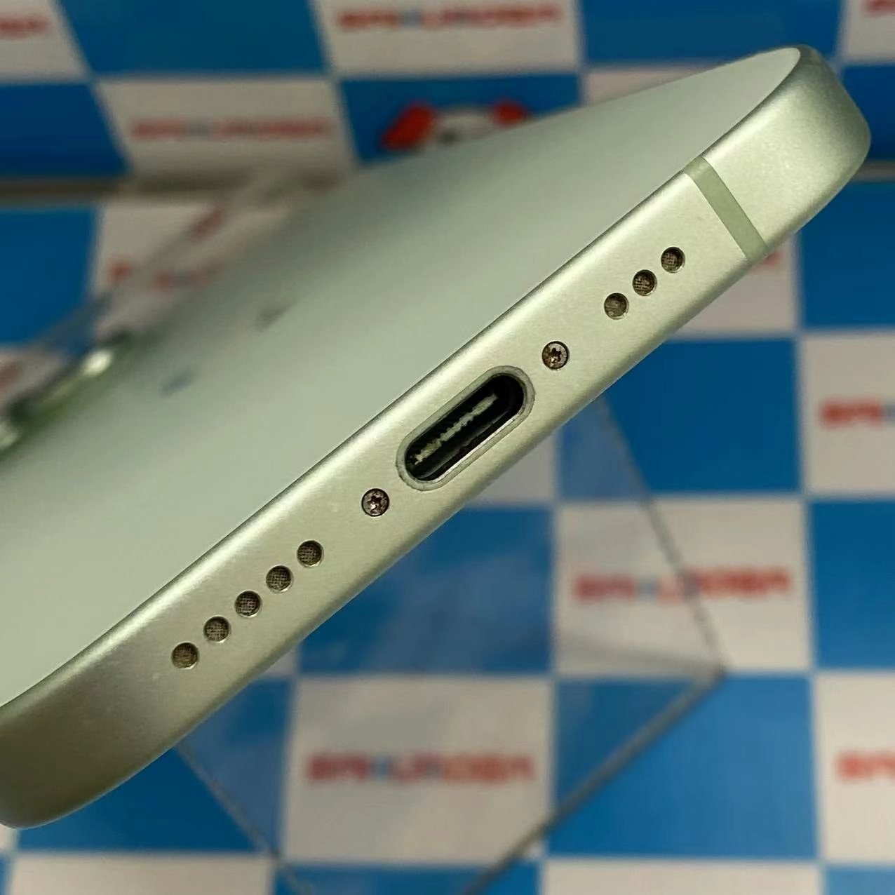 iPhone15 128GB グリーン MTMM3J/A SoftBank版SIMフリー 美品