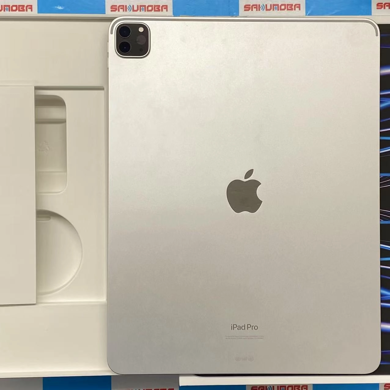 iPad Pro 12.9インチ 第6世代 Wi-Fiモデル 128GB シルバー MNXQ3J/A 美品