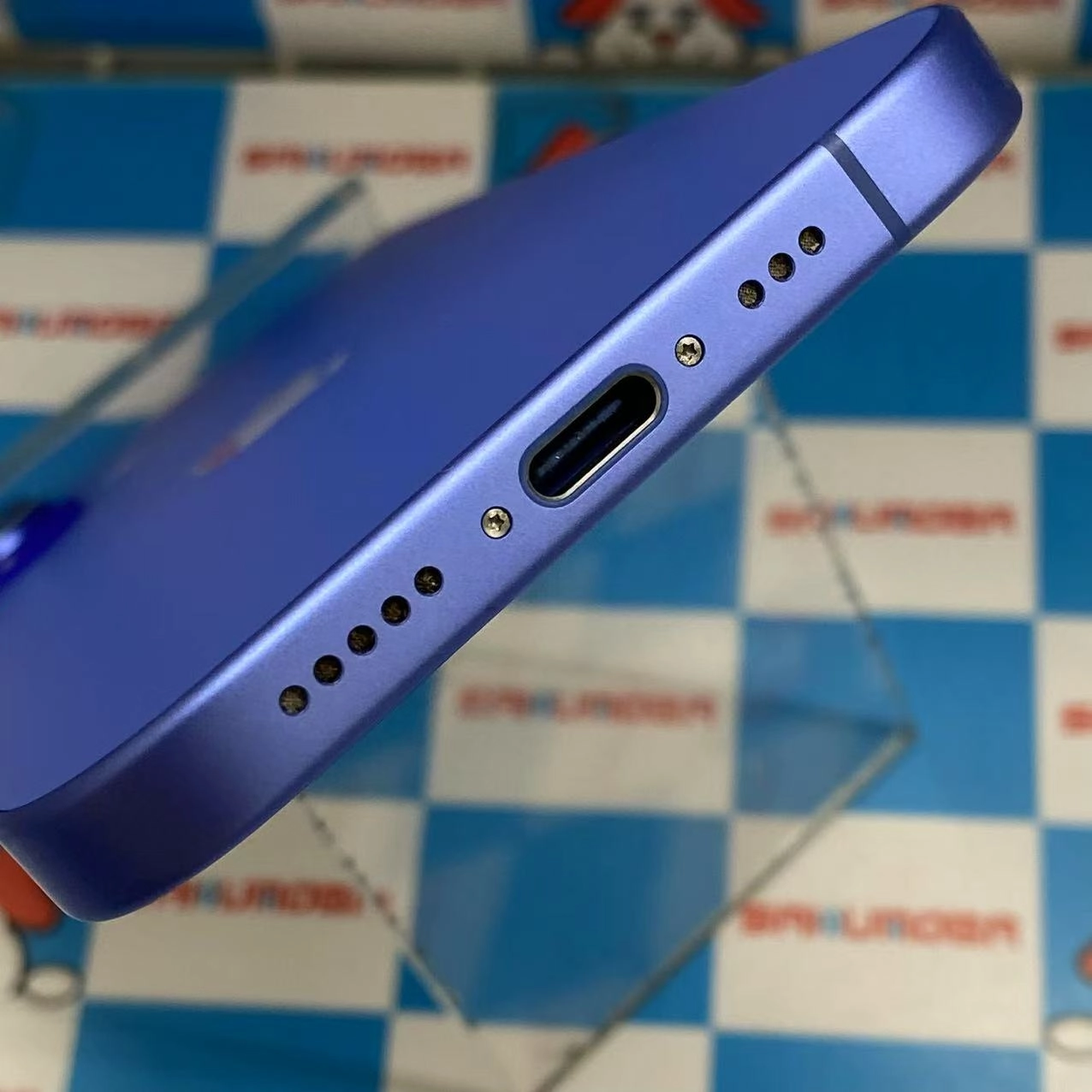 iPhone16 256GB ウルトラマリン MYE03J/A AU版SIMフリー 新品同様品 au