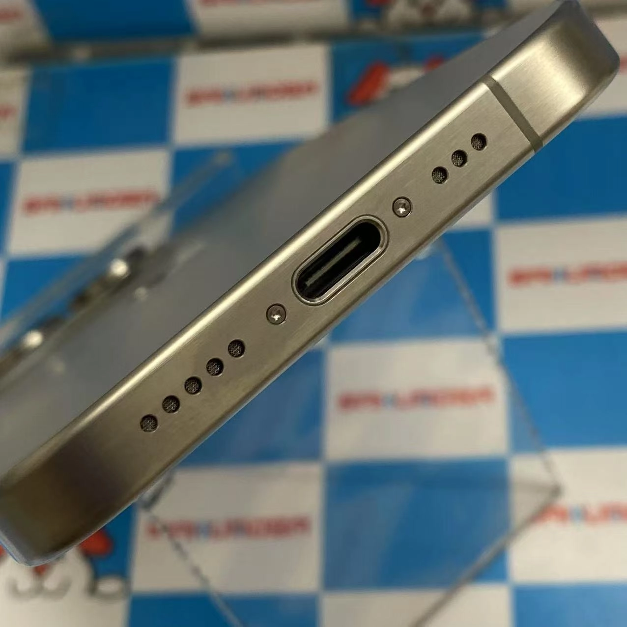 iPhone15 Pro 256GB ナチュラルチタニウム MTUF3J/A SIMフリー