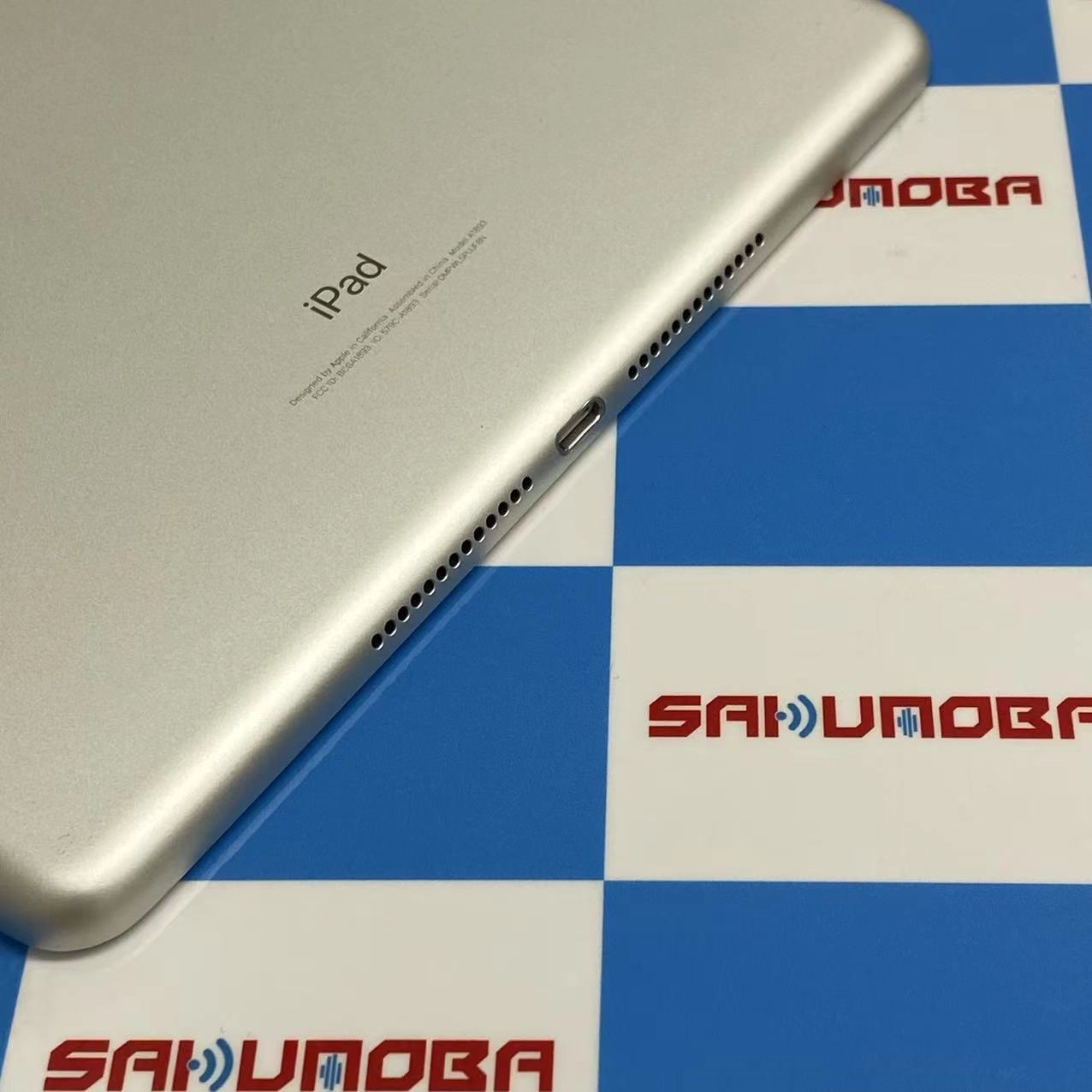 iPad 第6世代 Wi-Fiモデル 128GB シルバー MR7K2J/A