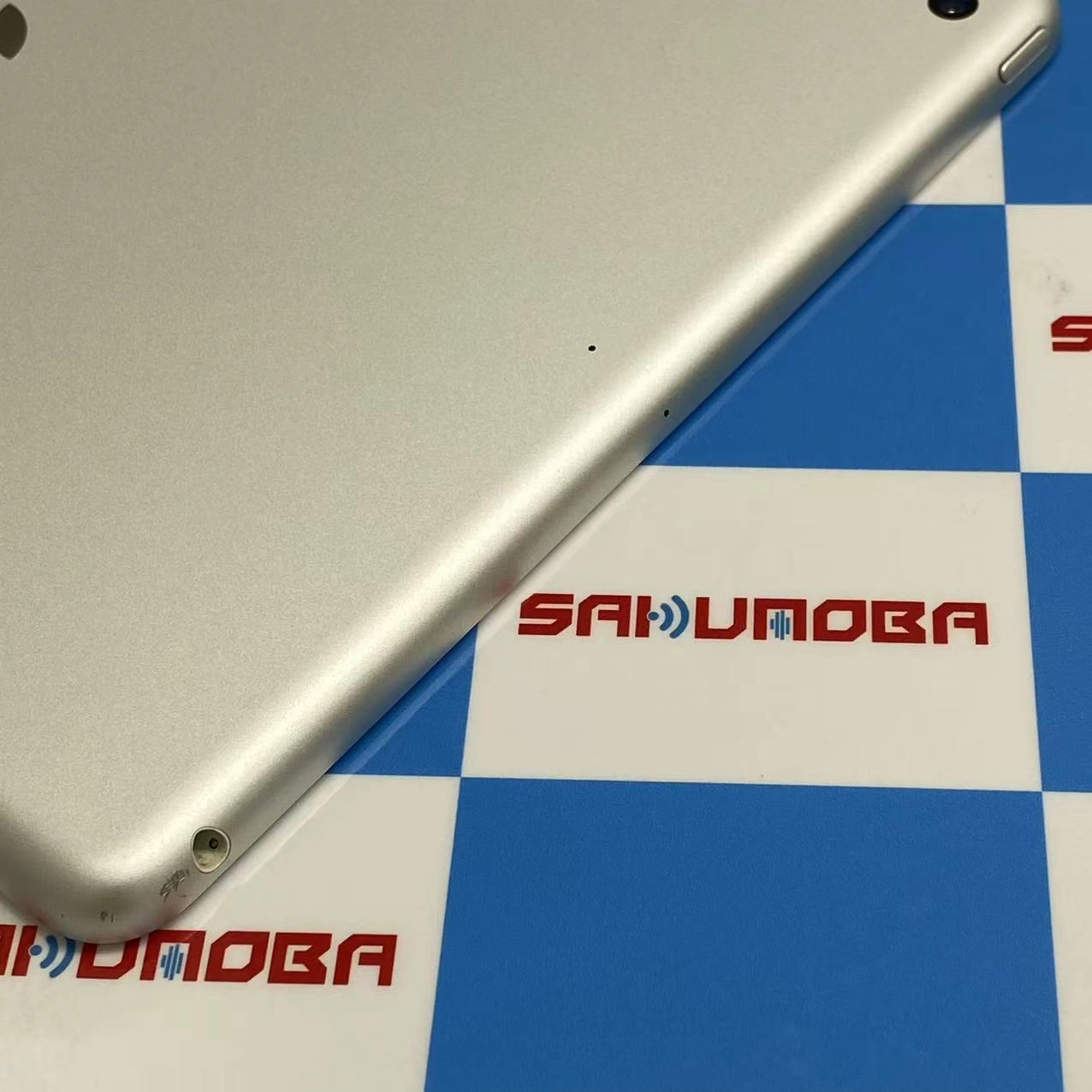 iPad 第6世代 Wi-Fiモデル 128GB シルバー MR7K2J/A