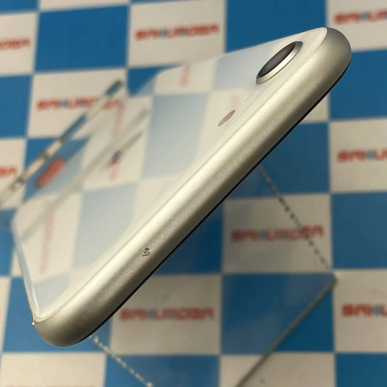 iPhoneSE 第2世代 64GB ホワイト MX9T2J/A AU版SIMフリー au