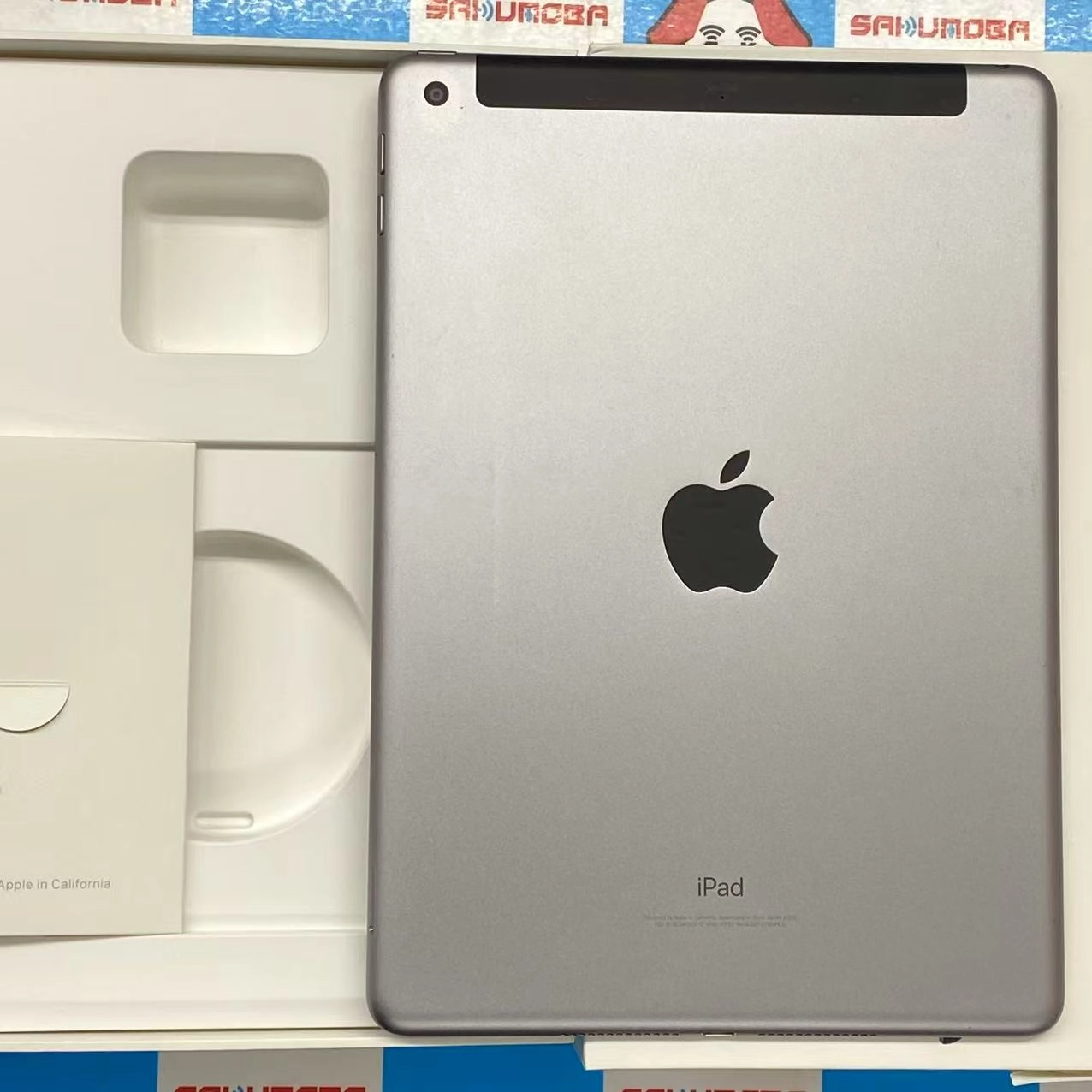 iPad 第5世代 Wi-Fi+Cellularモデル 32GB スペースグレイ MP1J2J/A au版SIMフリー  ジャンク品