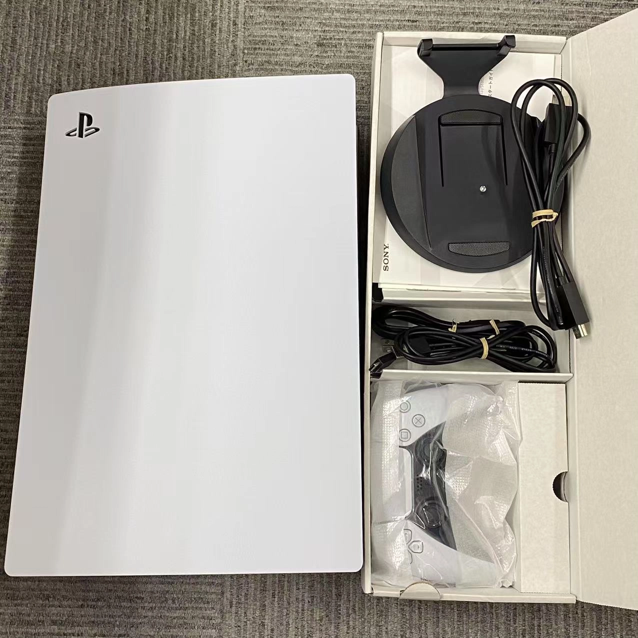 Playstation5 CFI-1200A01 825GB ホワイト