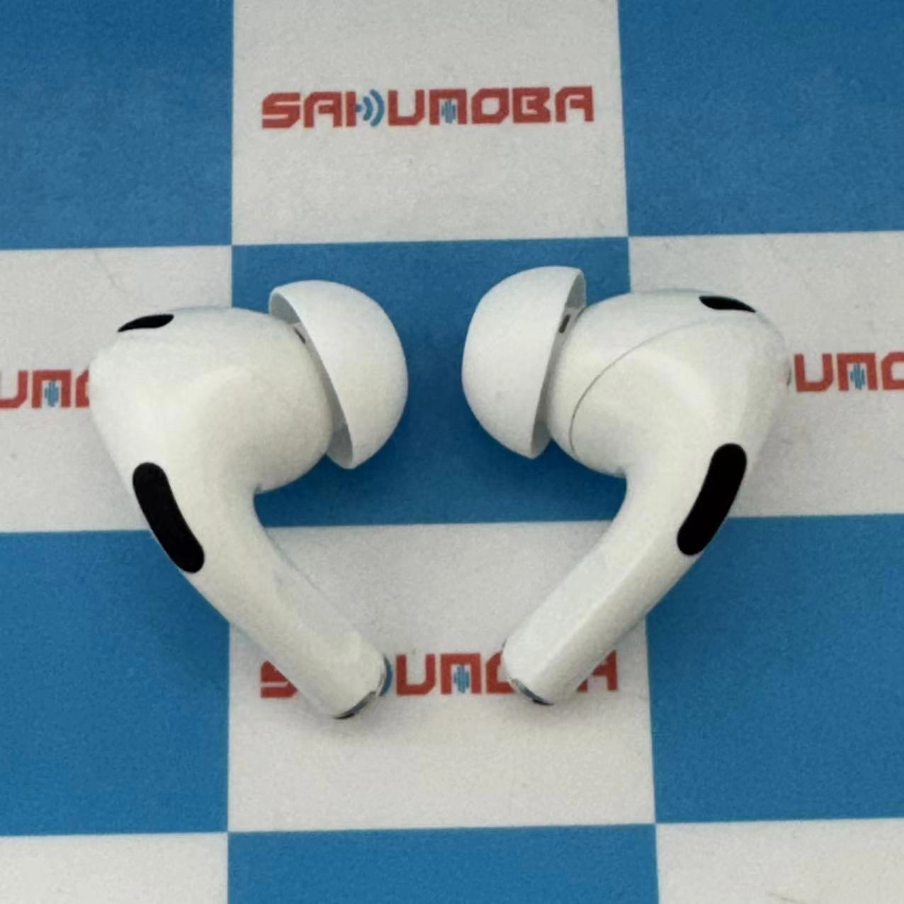 AirPods Pro 第2世代 MagSafe充電ケース(USB-C)付き ホワイト A2968