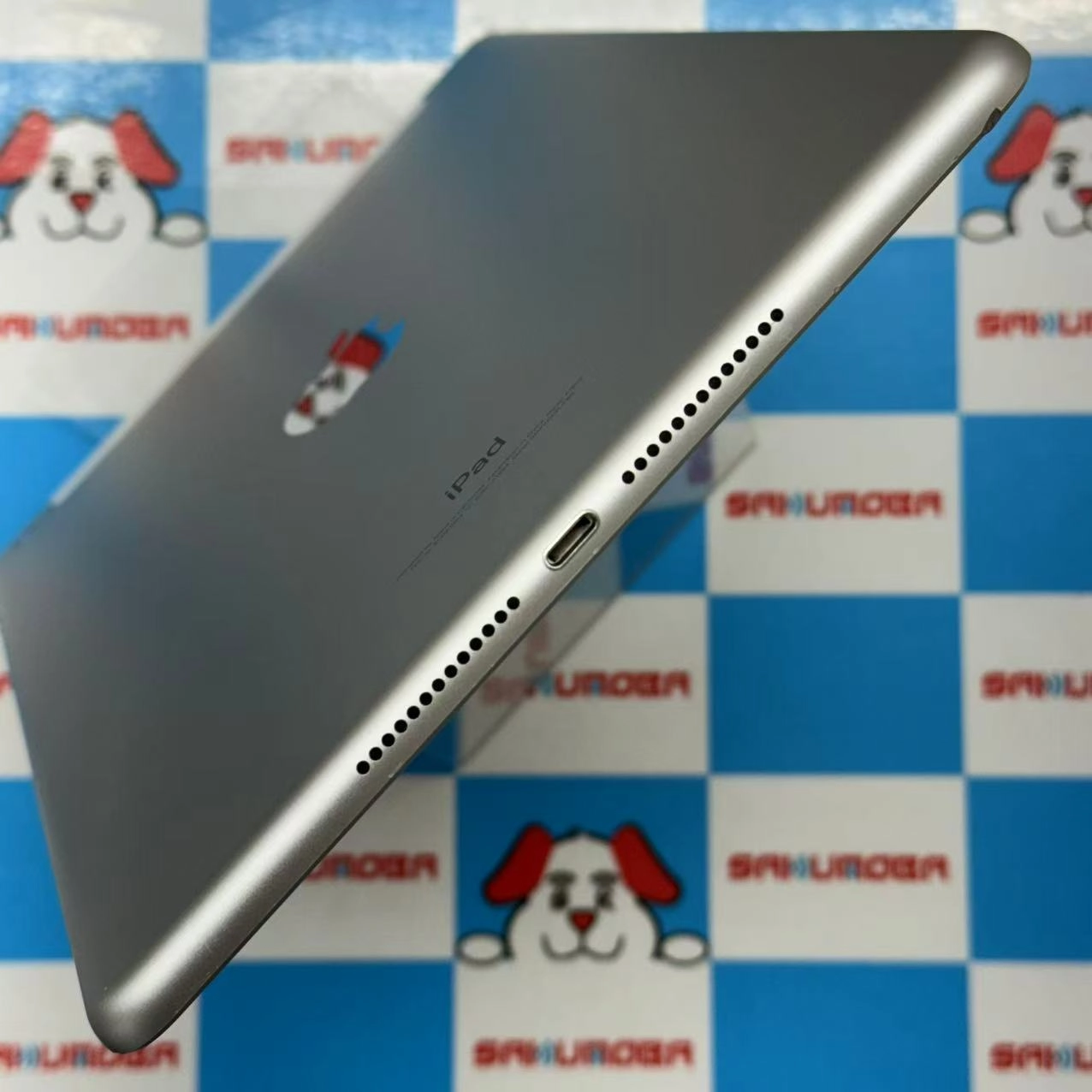 iPad 第6世代 Wi-Fi+Cellularモデル 128GB シルバー MR732J/A SIMロック解除済 au