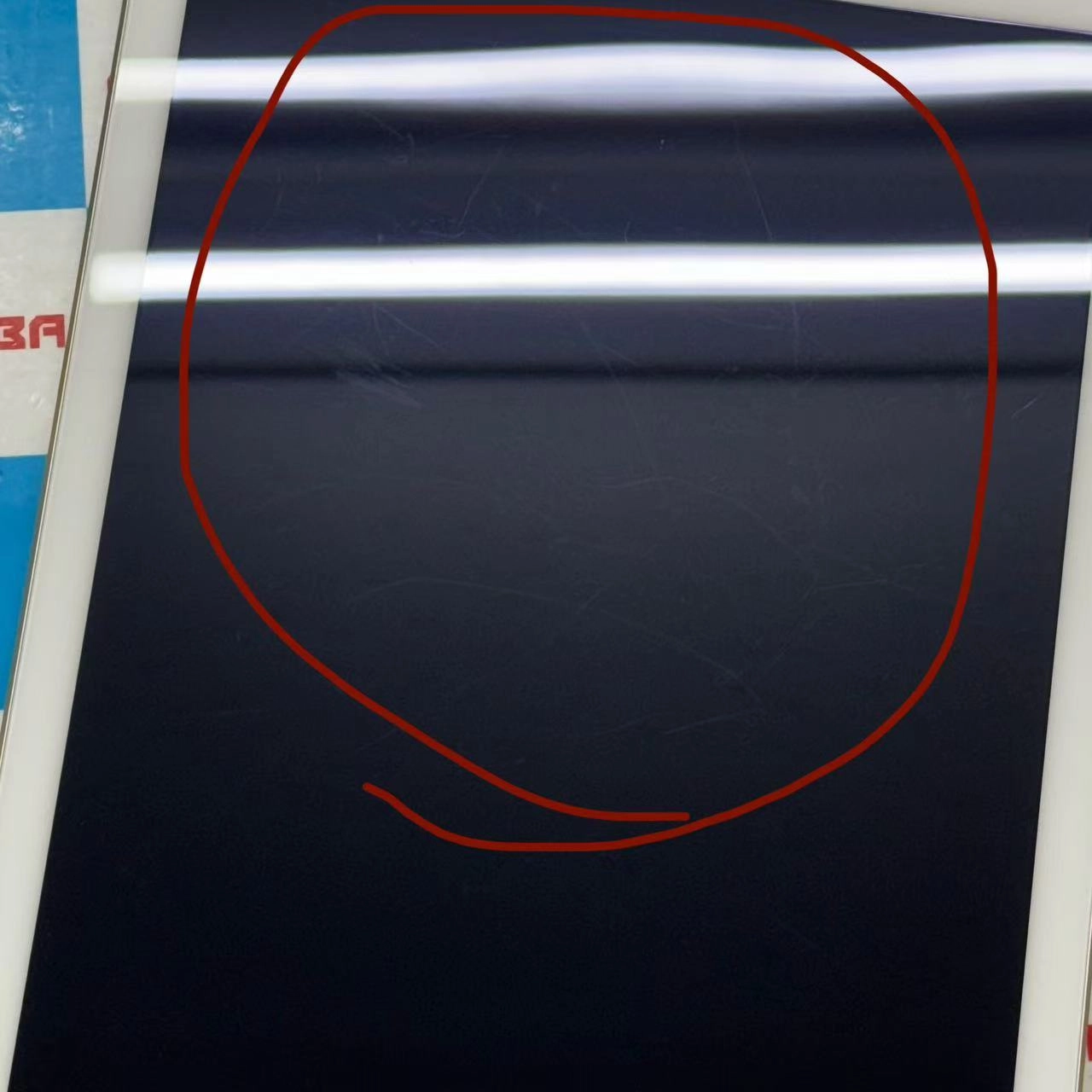 iPad 第5世代 Wi-Fiモデル 32GB ゴールド MPGT2J/A 訳あり品