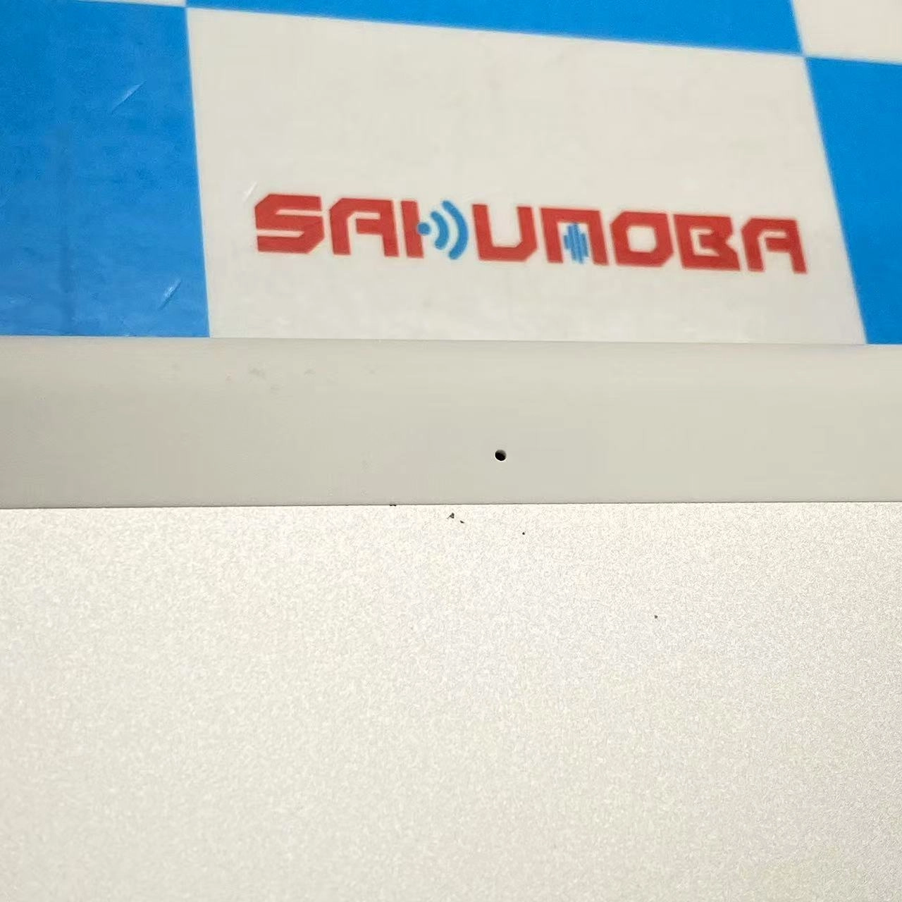 iPad 第5世代 Wi-Fi+Cellularモデル 32GB シルバー MP1L2J/A docomo版SIMフリー ジャンク品