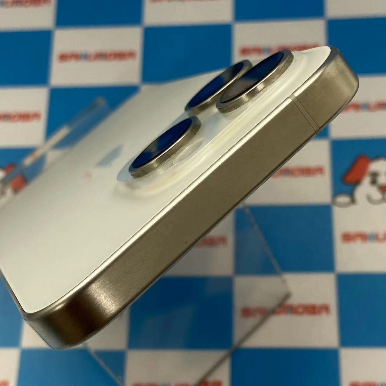 iPhone15 Pro 128GB ホワイトチタニウム MTU83J/A AU版SIMフリー au