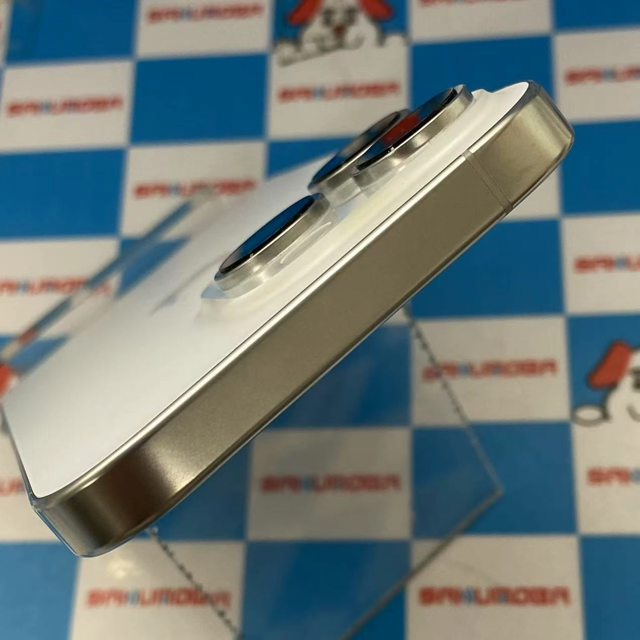 iPhone16 Pro 256GB ホワイトチタニウム MYN13J/A AU版SIMフリー 極美品 au