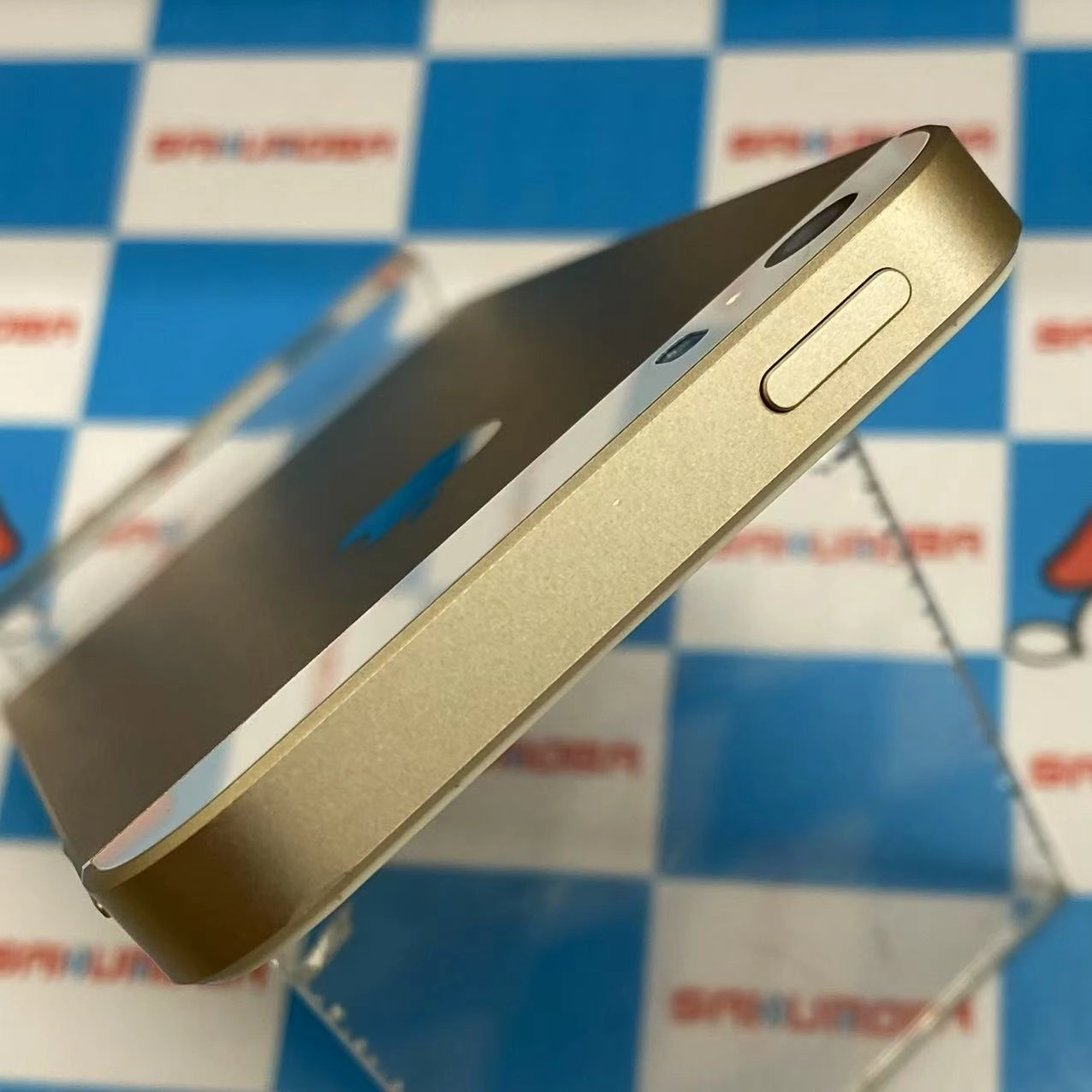 iPhoneSE 16GB ゴールド MLXM2J/A SIMロック解除済 SoftBank 訳アリ品