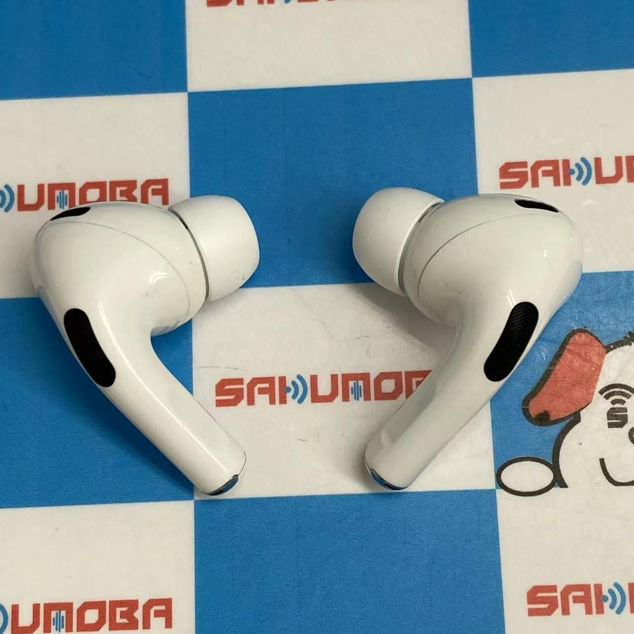 Airpods Pro 第2世代 ー ホワイト MQD83J/A