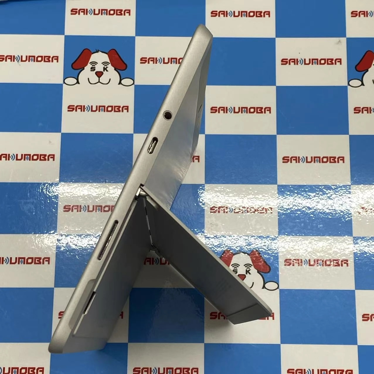 Microsoft Surface Go 3  Wi-Fiモデル 4GB/64GB プラチナ 8V6-00015