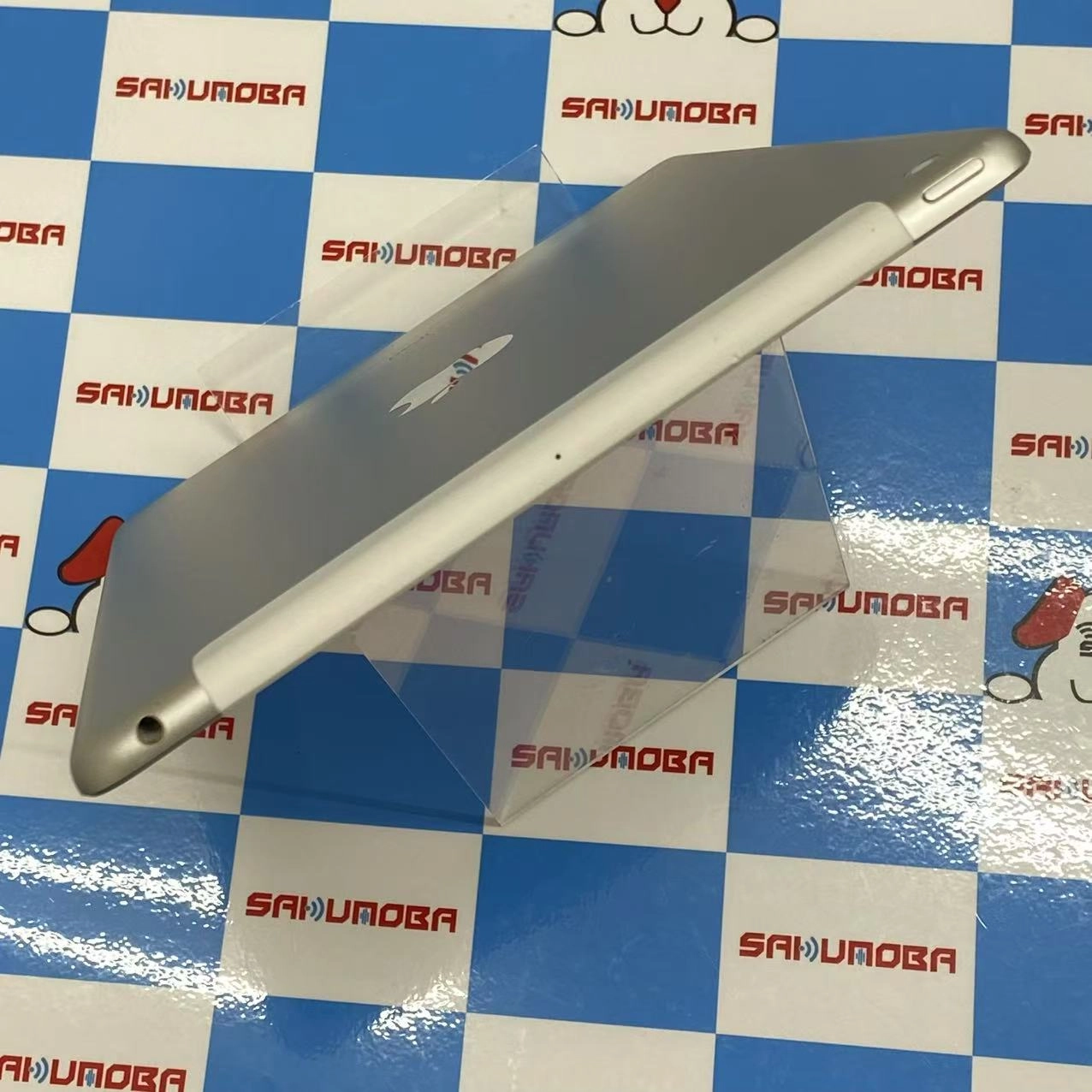 iPad 第6世代 Wi-Fi+Cellularモデル 32GB シルバー MR6P2J/A docomo版SIMフリー ジャンク品