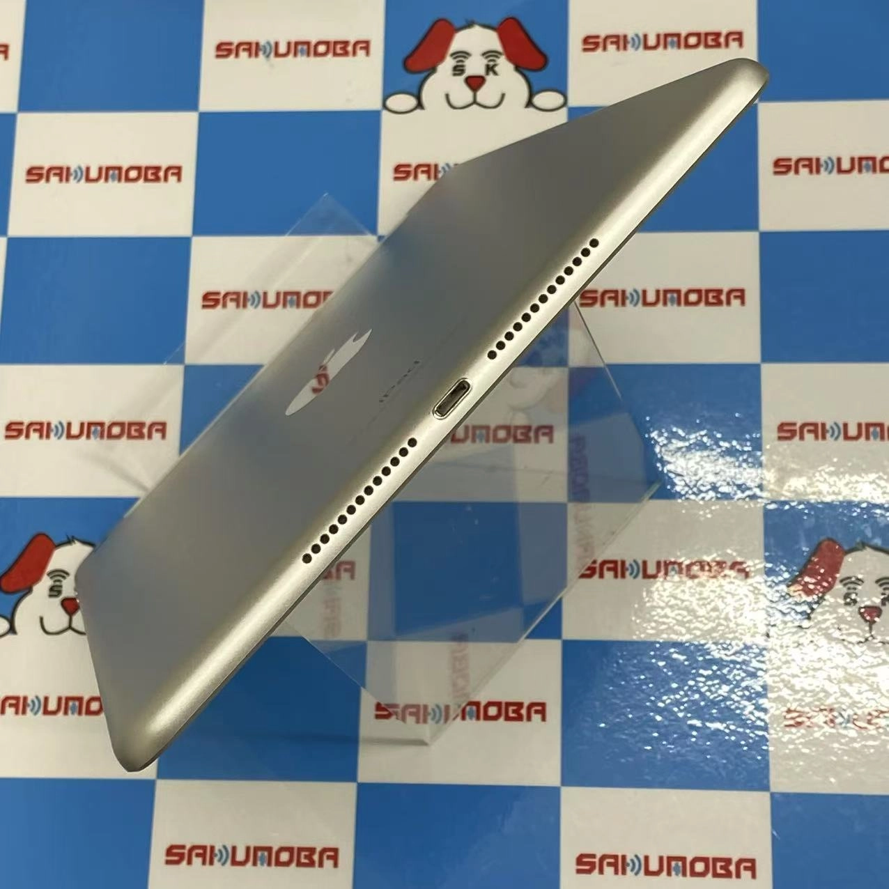 iPad 第6世代 Wi-Fi+Cellularモデル 32GB シルバー MR6P2J/A docomo版SIMフリー ジャンク品