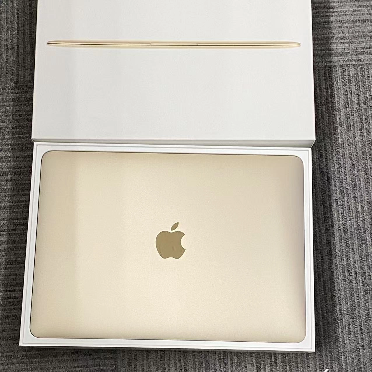 MacBook 12インチ 2015 8GB/256GB ゴールド MK4M2J/A