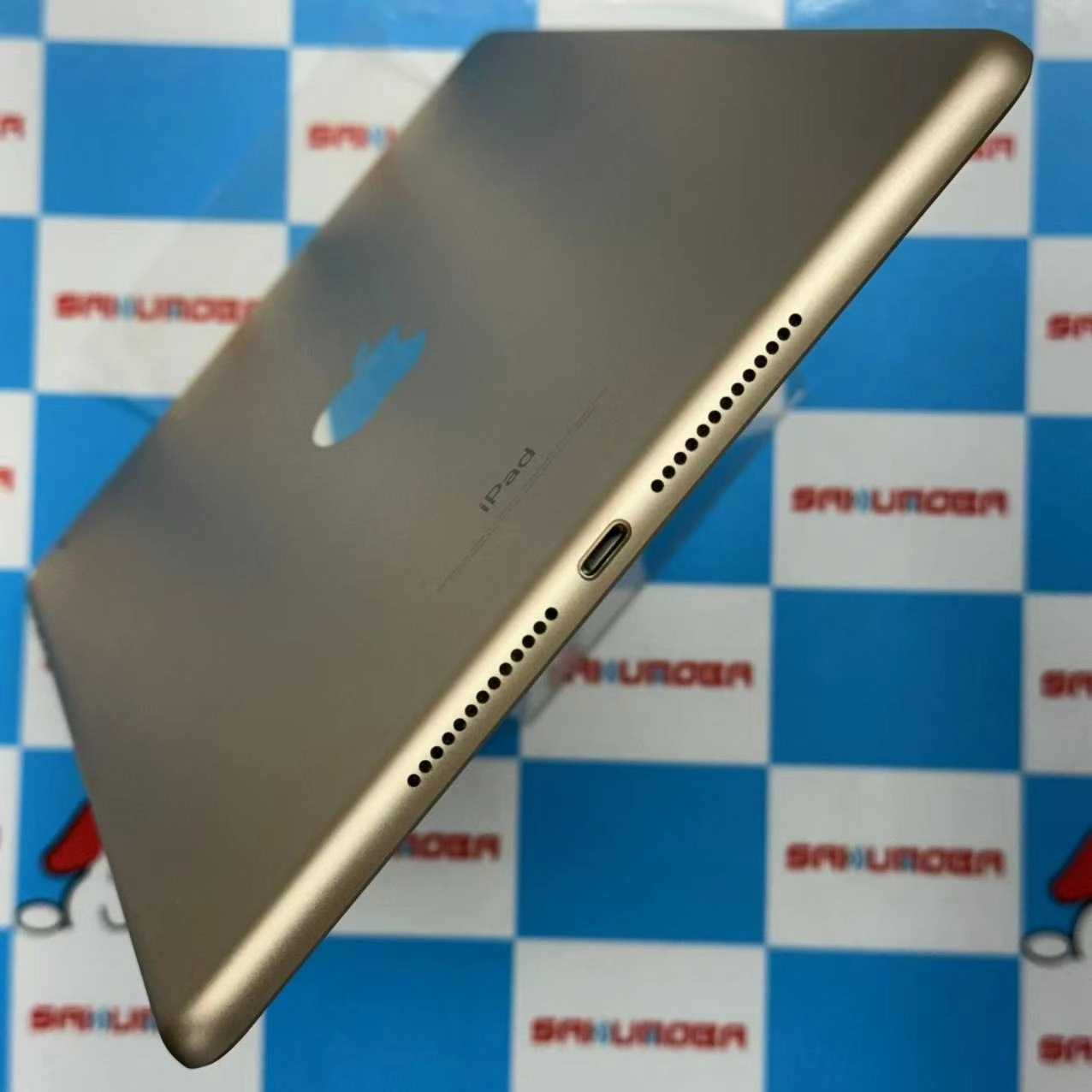iPad 第5世代 Wi-Fiモデル 128GB ゴールド NPGW2J/A ジャンク品