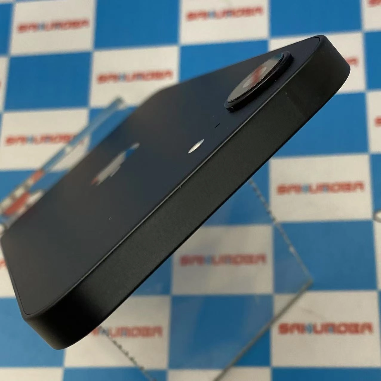 iPhone 16e 128GB ブラック MD1Q4J/A au版SIMフリー 新品同様