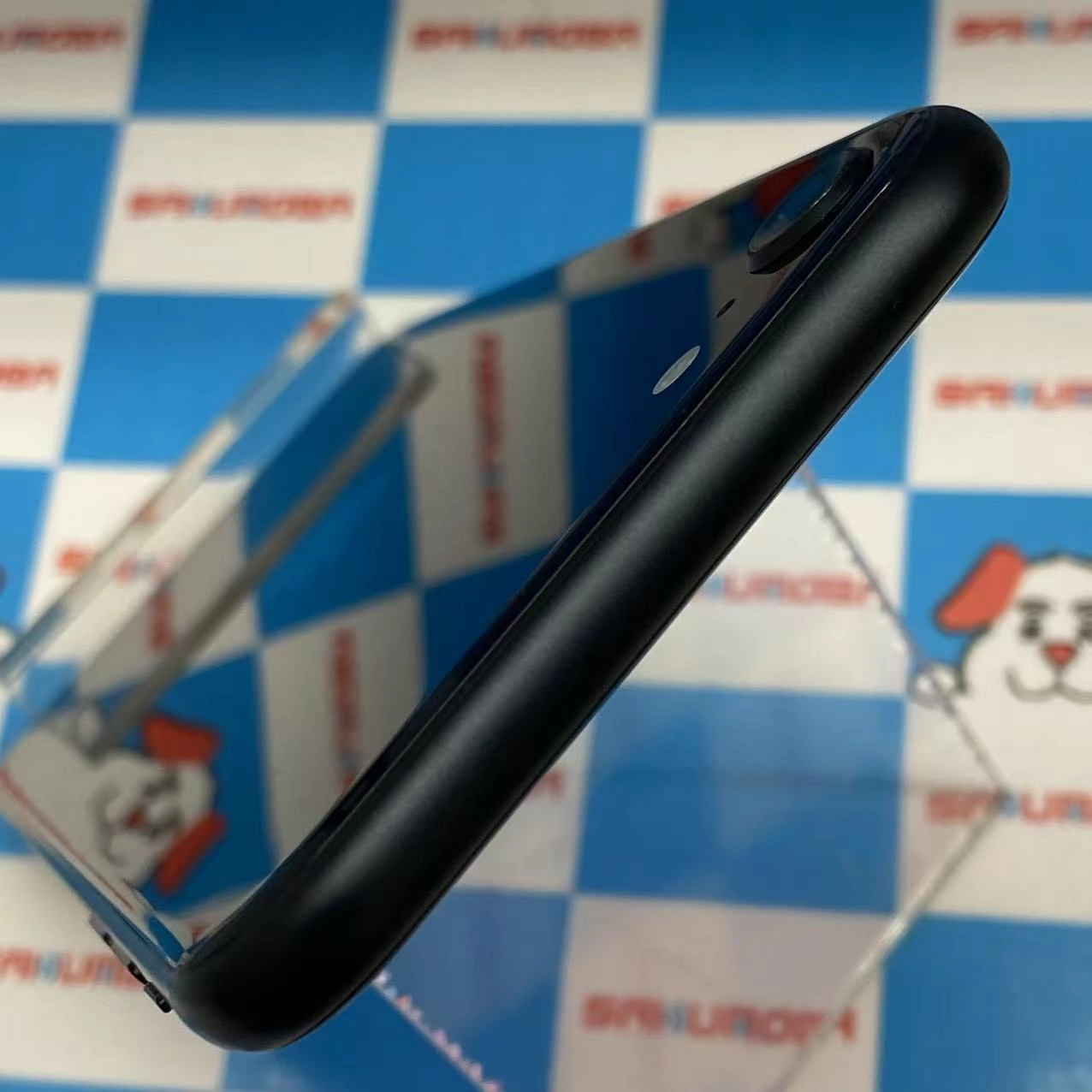 iPhoneSE 第3世代 128GB ミッドナイト MMYF3J/A AU版SIMフリー 極美品