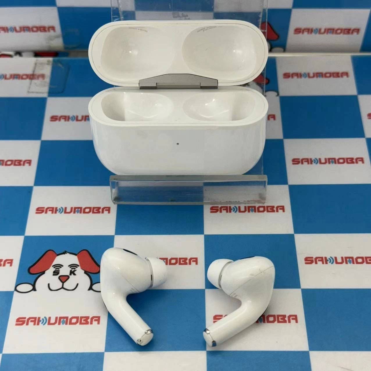 AirPods Pro 第2世代 MagSafe充電ケース(USB-C)付き ホワイト MTJV3J/A