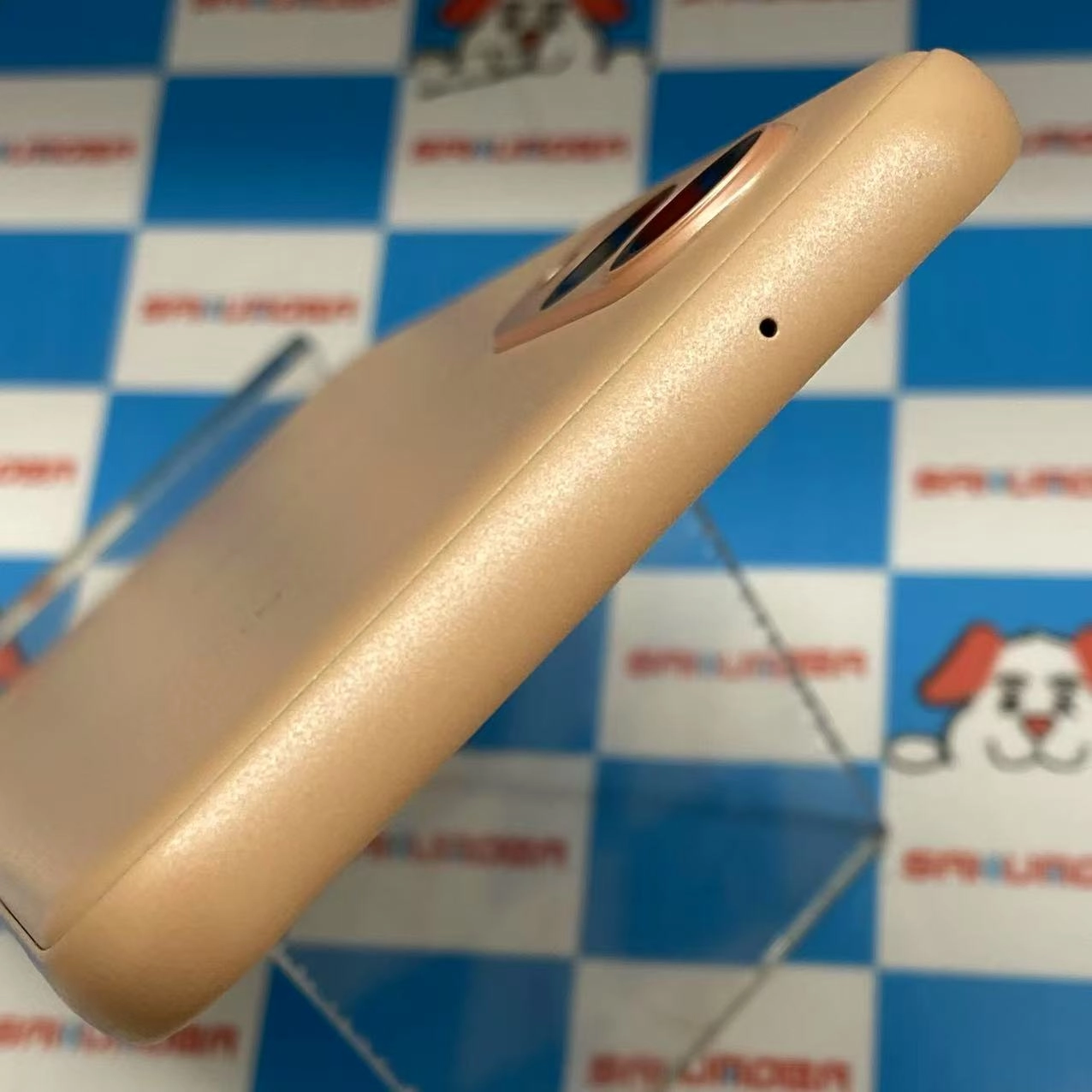 arrows We2 4GB/64GB ライトオレンジ F-52E docomo版SIMフリー 美品