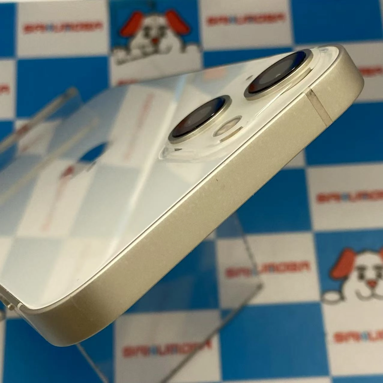 iPhone13 128GB スターライト MLND3J/A SIMロック解除済 docomo版SIMフリー 美品