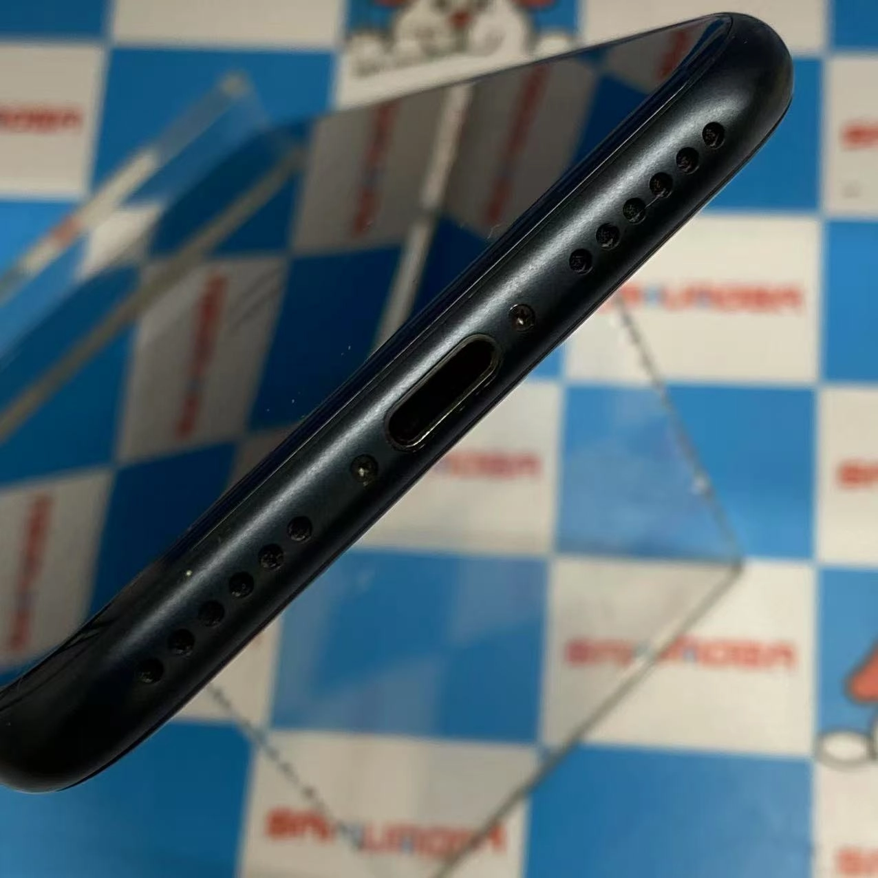 iPhoneSE 第3世代 64GB ミッドナイト MMYC3J/A SoftBank版SIMフリー