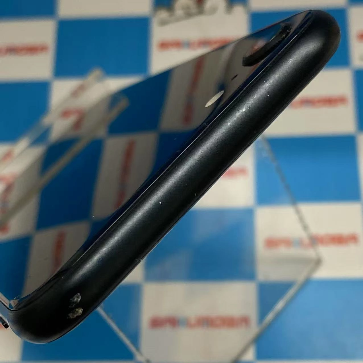 iPhoneSE 第3世代 128GB ミッドナイト MMYF3J/A docomo版SIMフリー