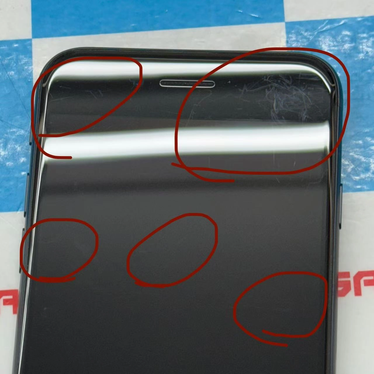 iPhoneSE 第3世代 64GB ミッドナイト MMYC3J/A docomo版SIMフリー