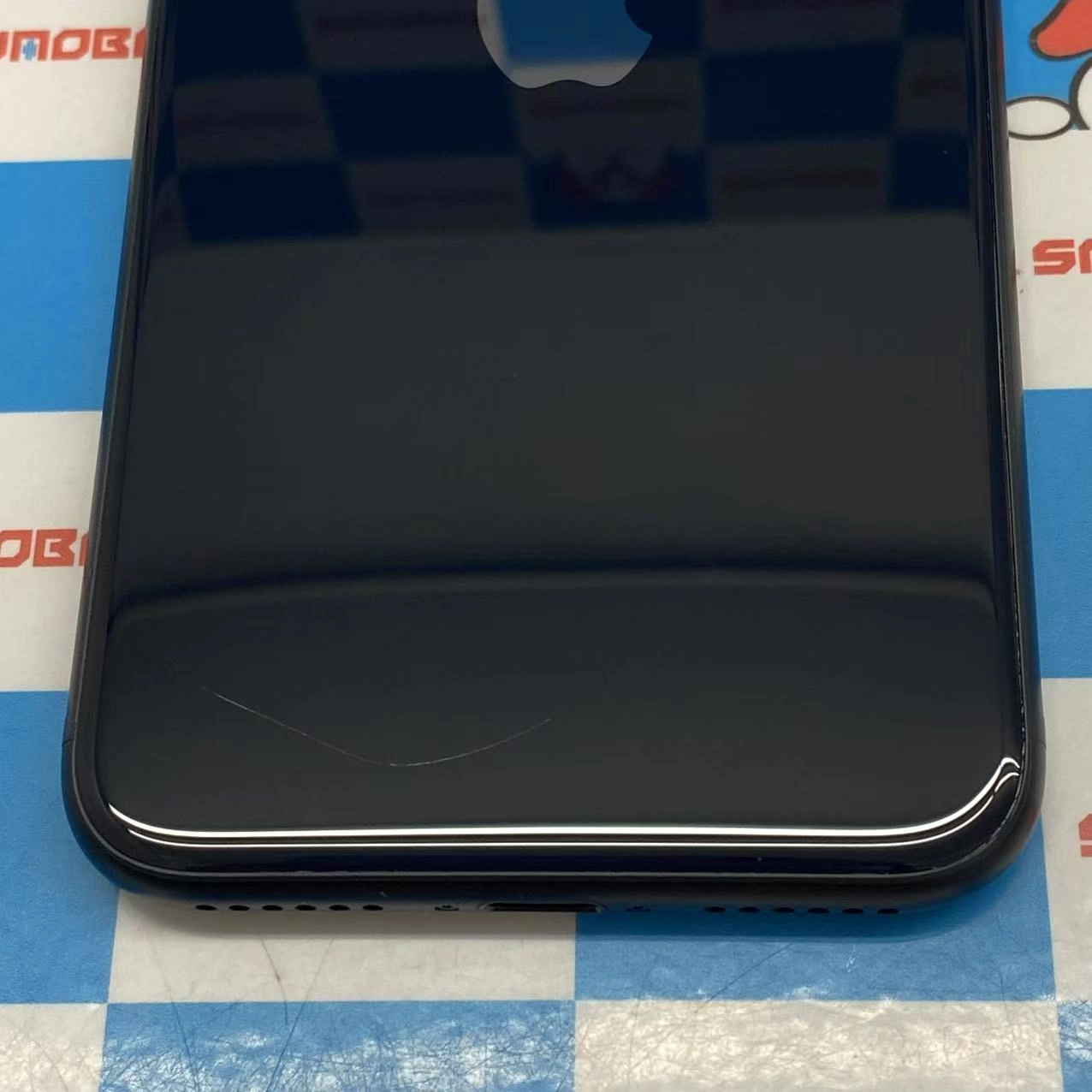 iPhoneSE 第3世代 64GB ミッドナイト MMYC3J/A docomo版SIMフリー訳あり新品