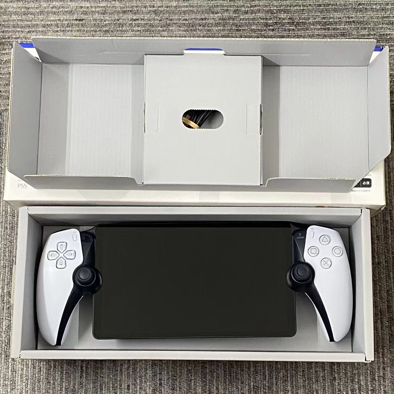 PlayStation Portal リモートプレーヤー ** ホワイト CFIJ-18000 美品