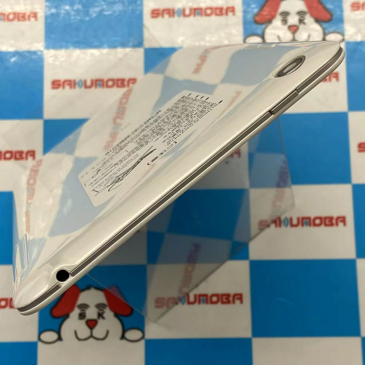 Qua tab 01 16GB ホワイト KYT31 W AU版SIMフリー 美品 au