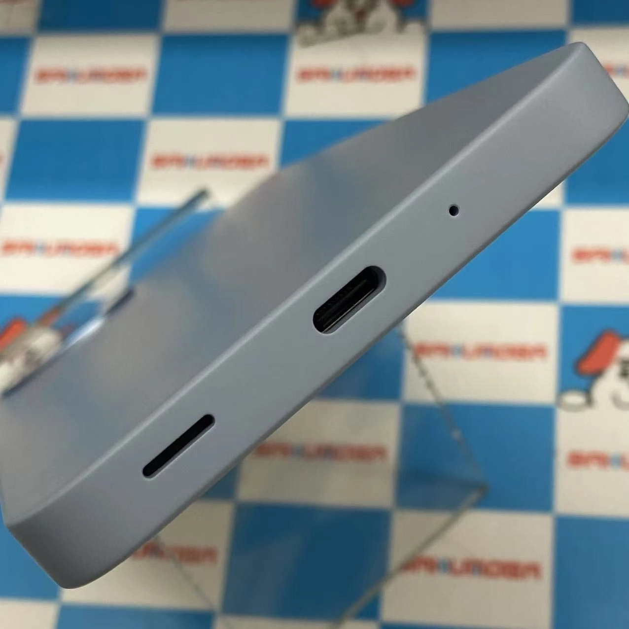 AQUOS wish4 4GB/64GB ブルー SH-52E docomo版SIMフリー 極美品