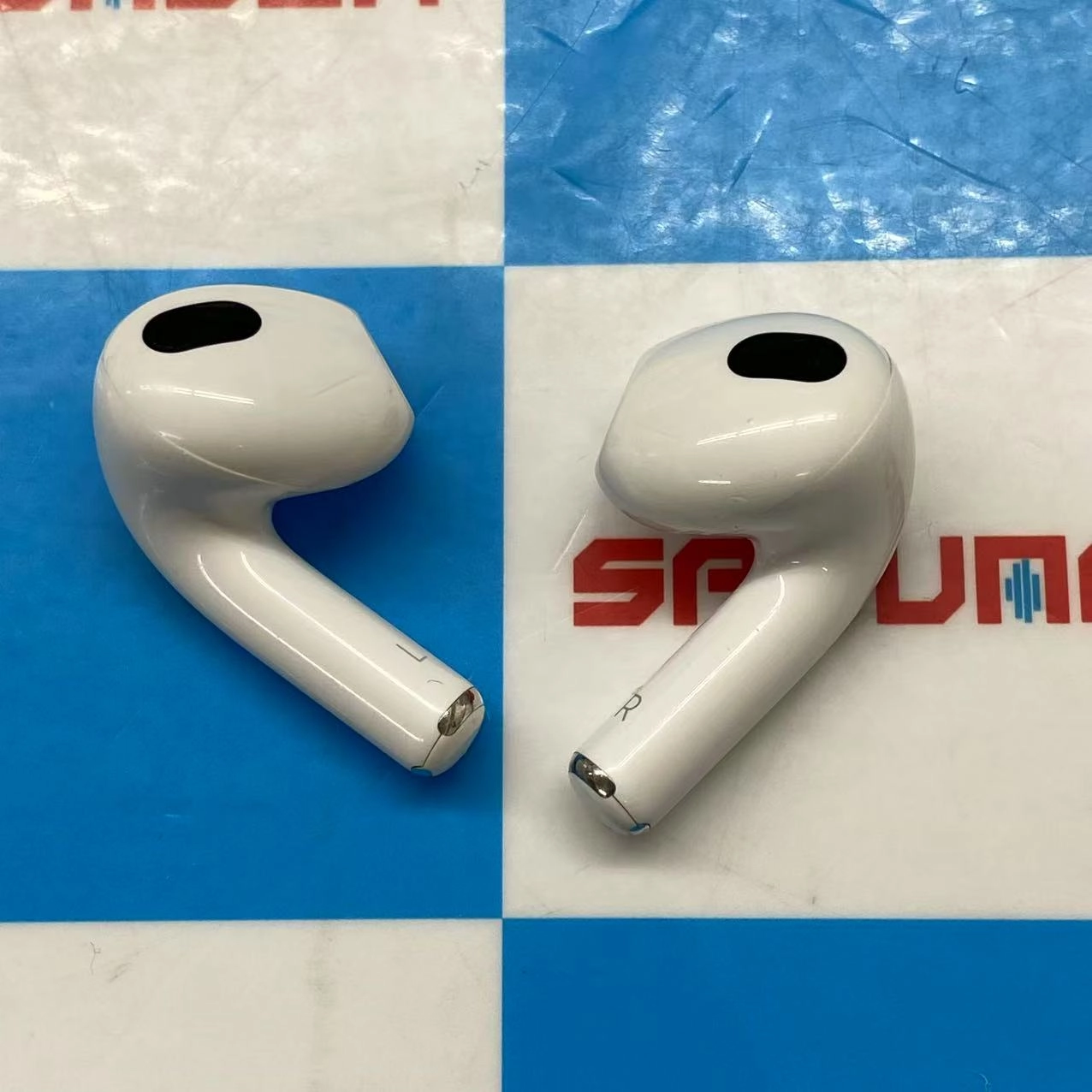 AirPods 第3世代 Lightning充電ケース付き * ホワイト MPNY3J/A